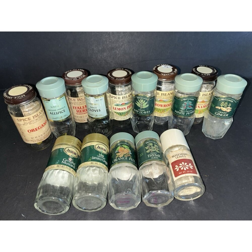 Vintage McCormick & Spice Island Jars Empty Glass Set Of 15 Bottles W/ Lids